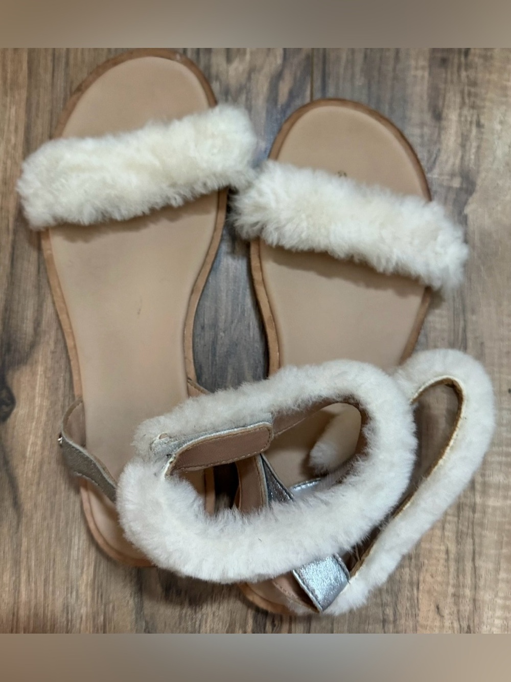 UGG sandals 8.5
